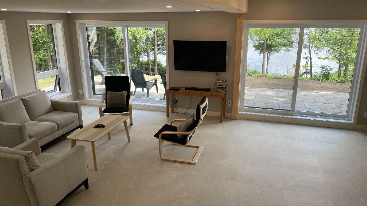 Photo of Livingroom in Chertsey