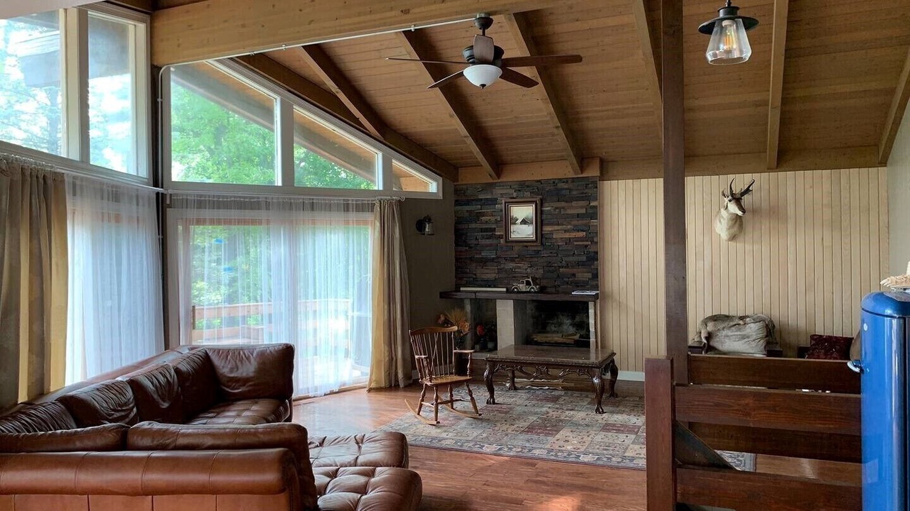 Photo of Livingroom in Putnam