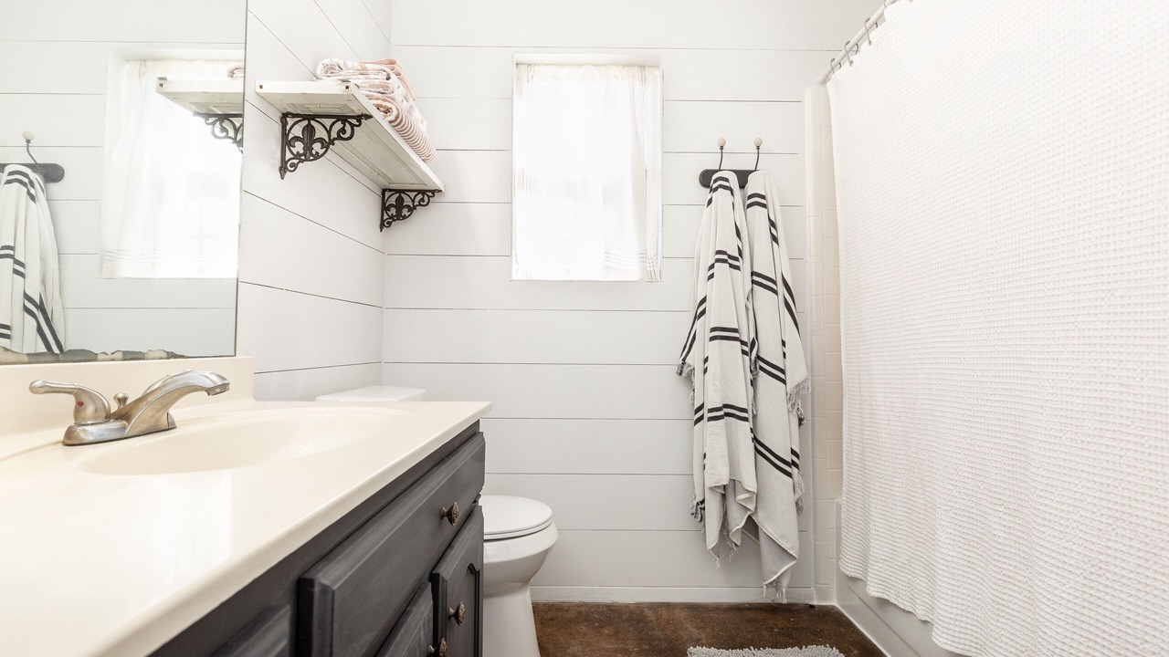 Photo of Bathroom in Crawford