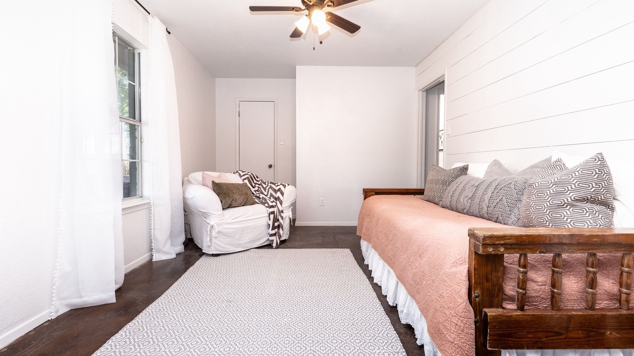 Photo of Bedroom in Crawford