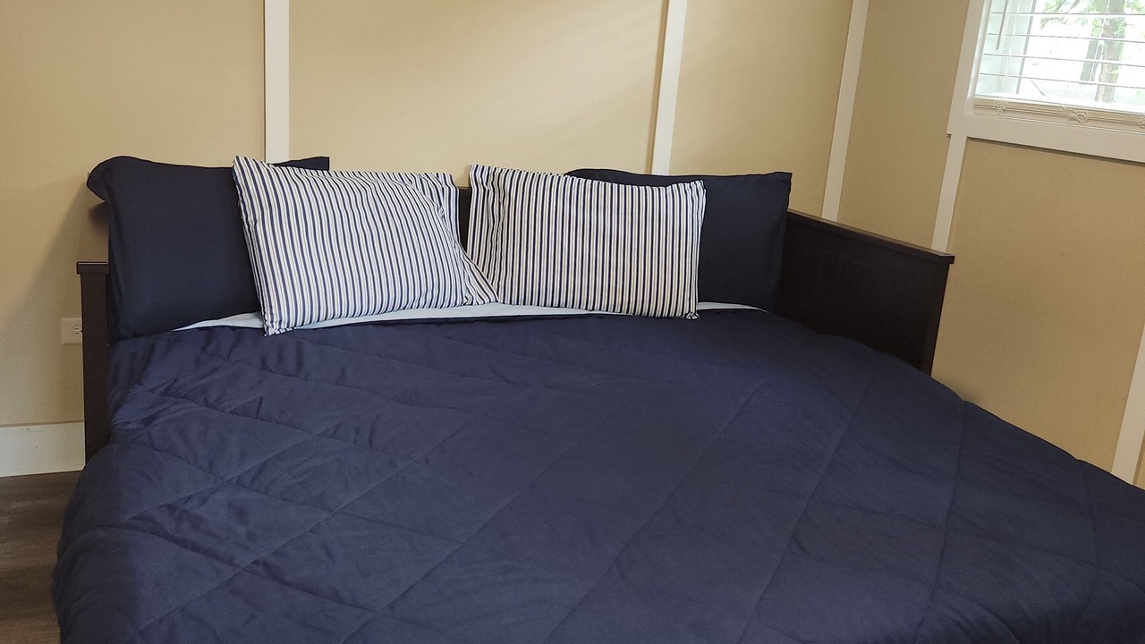 Photo of Bedroom in Glenwood