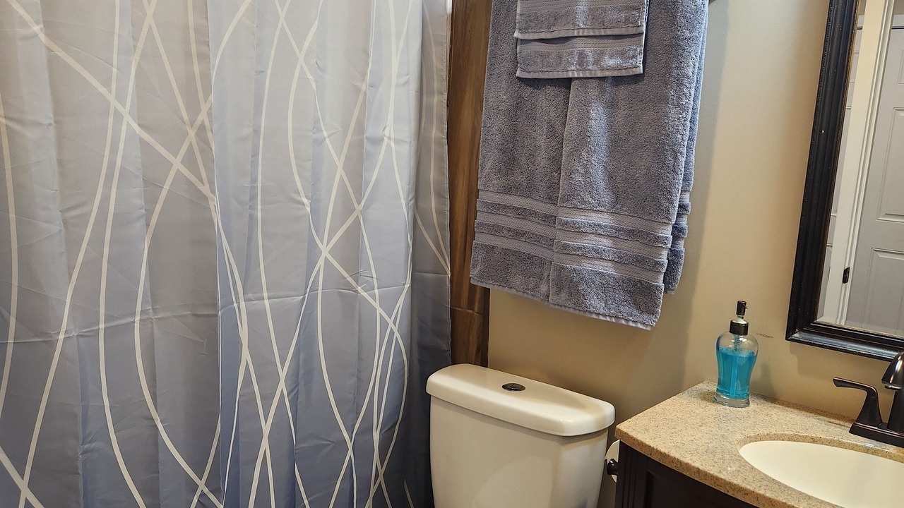 Photo of Bathroom in Glenwood