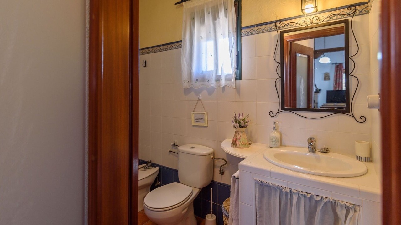 Photo of Bathroom in La Puebla de los Infantes