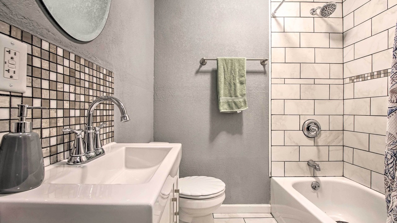 Photo of Bathroom in Lee's Summit