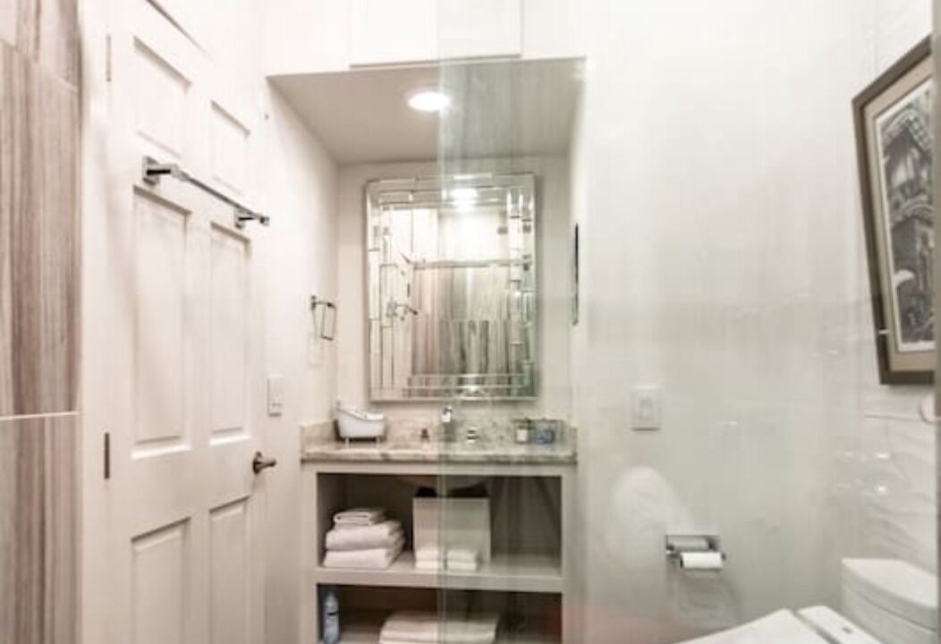 Photo of Bathroom in Eureka Springs Historic District