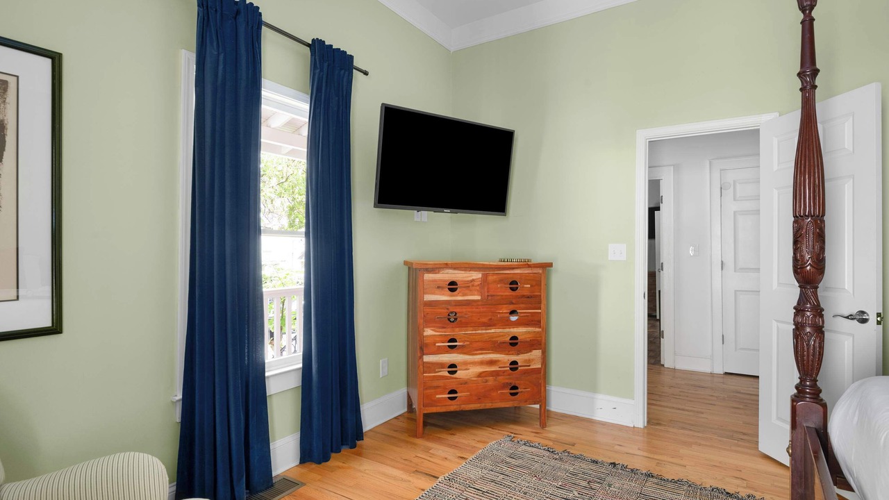 Photo of Bedroom in Cabbagetown