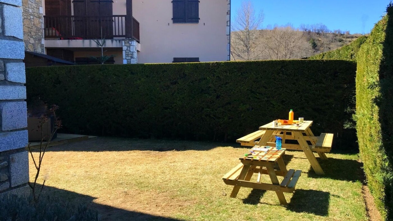 Photo of Outdoor in Err