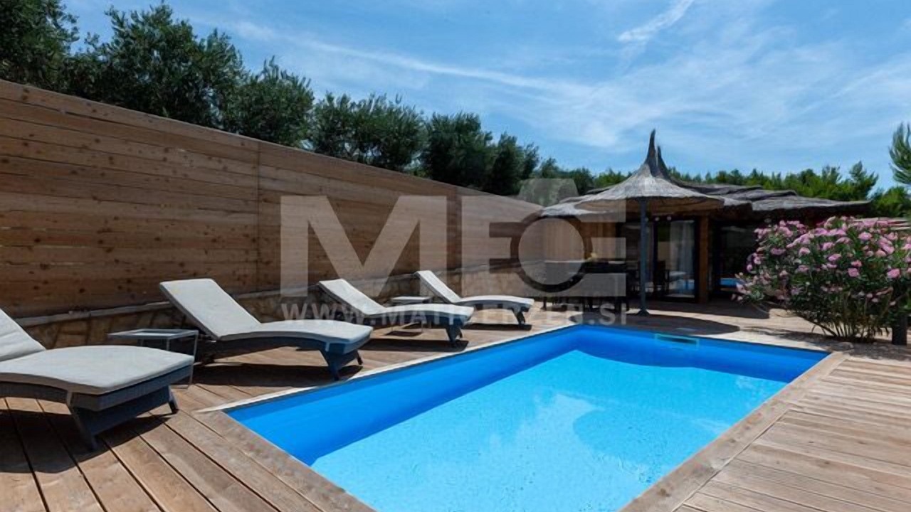 Photo of Outdoor in Jezera