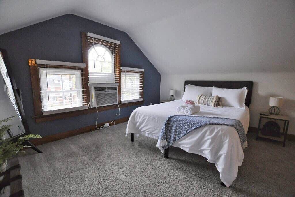 Photo of Bedroom in Hyde Park