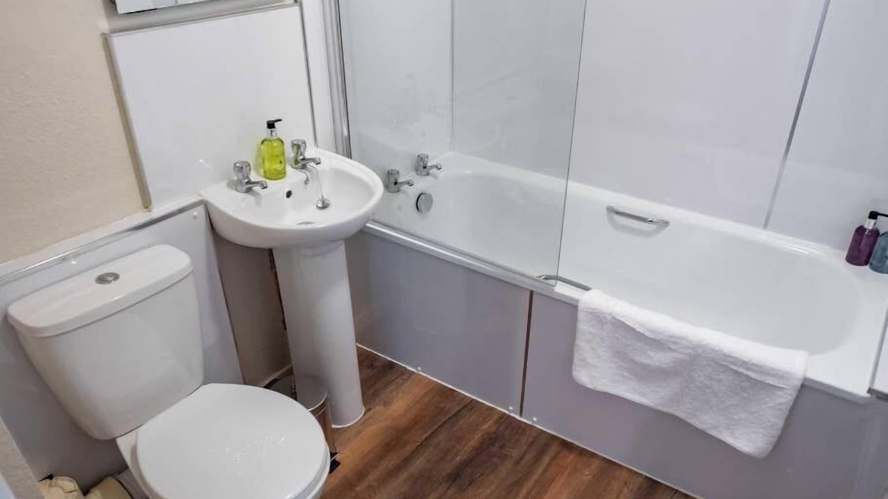 Photo of Bathroom in Glenisla