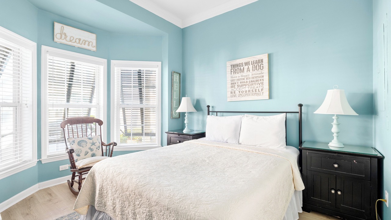 Photo of Bedroom in Waters Edge
