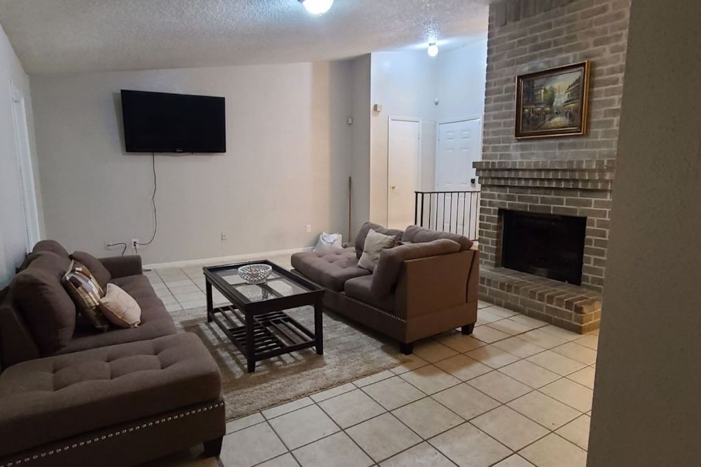 Photo of Livingroom in Greater Fondren Southwest