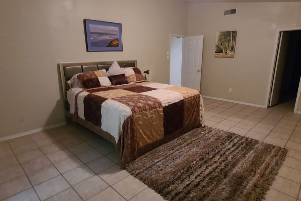 Photo of Bedroom in Greater Fondren Southwest