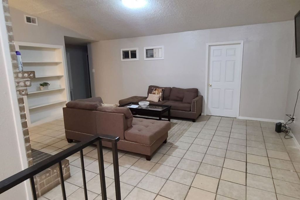 Photo of Livingroom in Greater Fondren Southwest