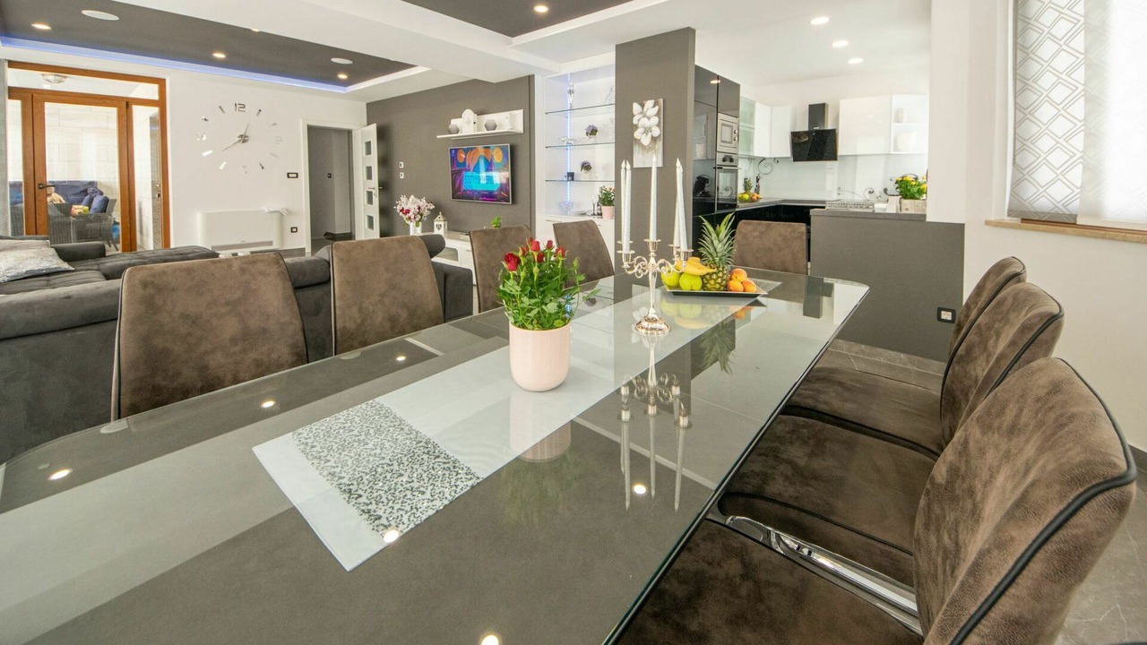 Photo of Others in Prolozac