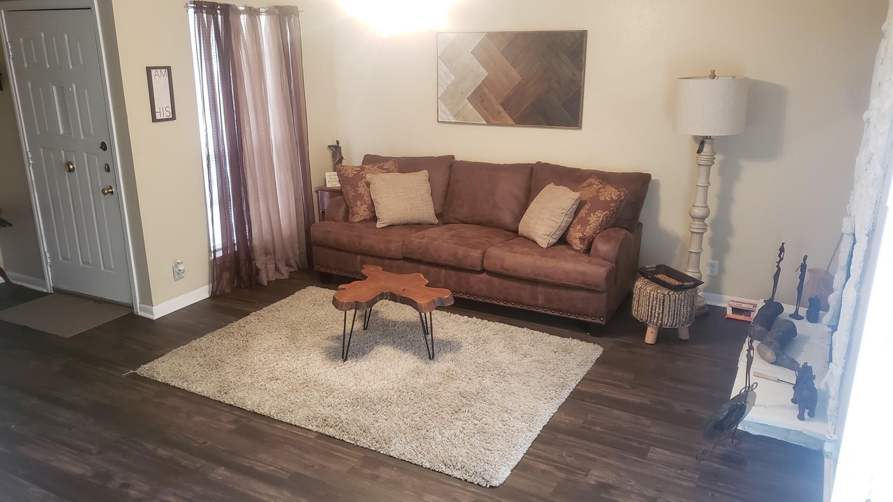 Photo of Livingroom in Temple