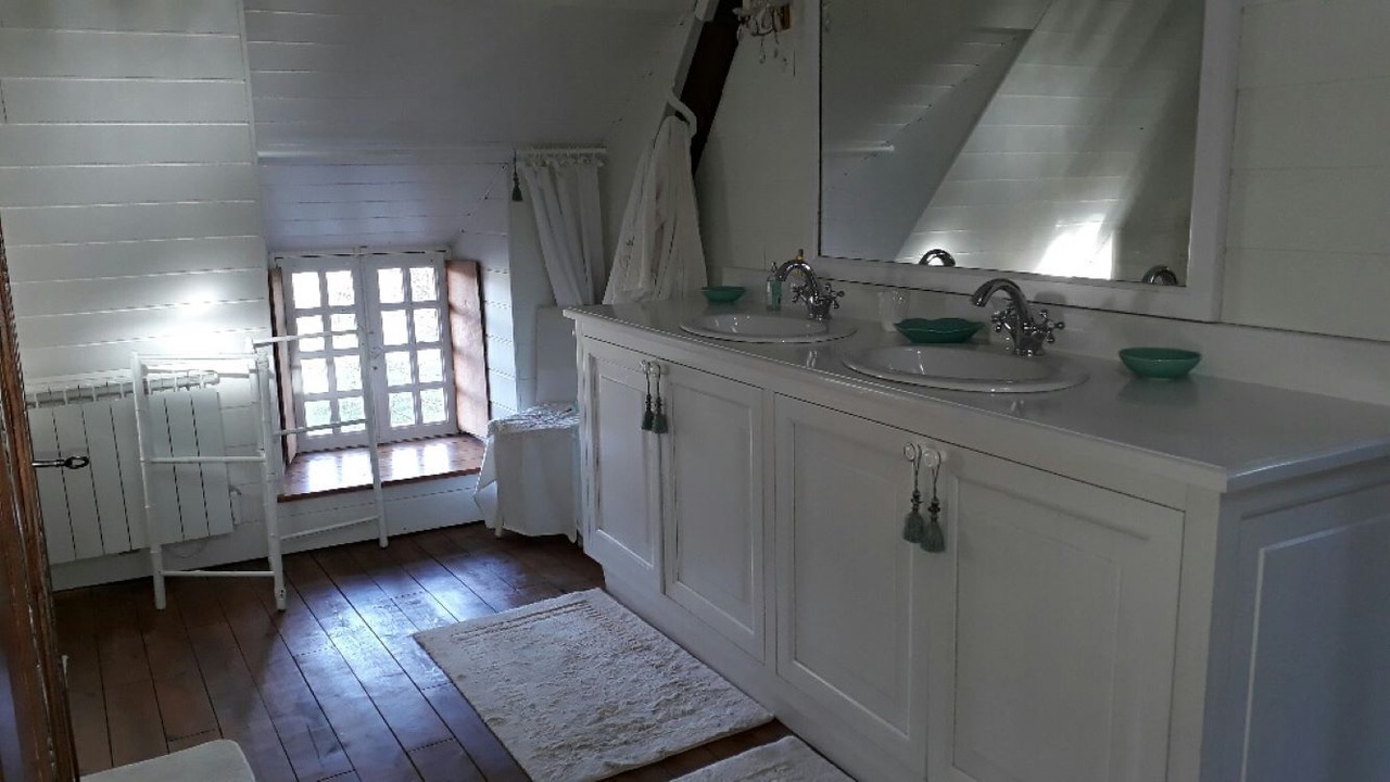 Photo of Bathroom in Saint-Molf