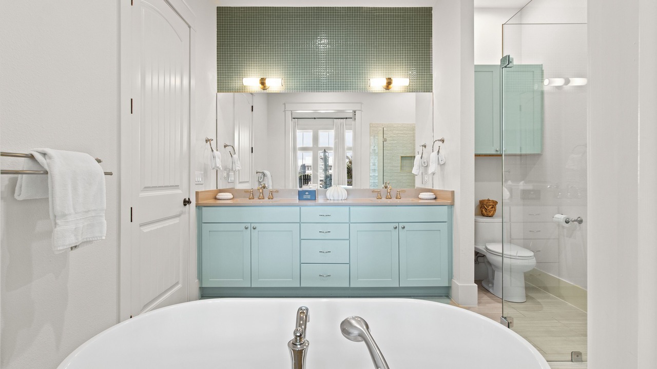 Photo of Bathroom in Cinnamon Shore