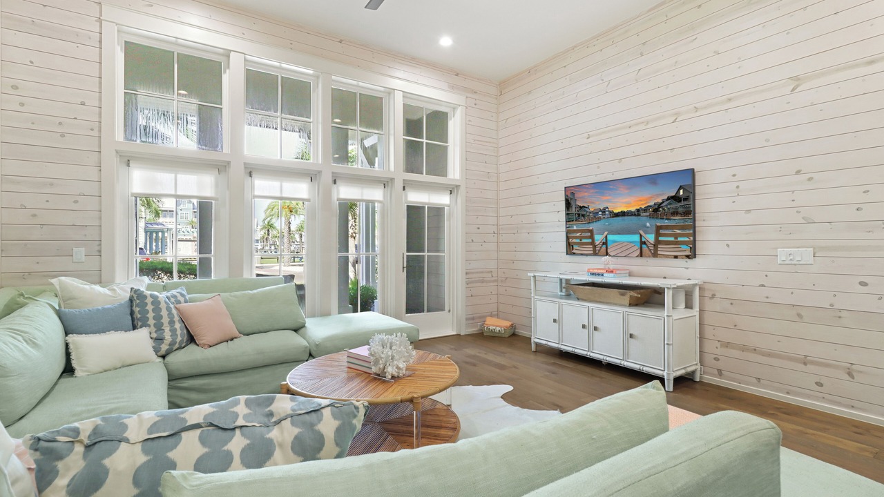 Photo of Bedroom in Cinnamon Shore