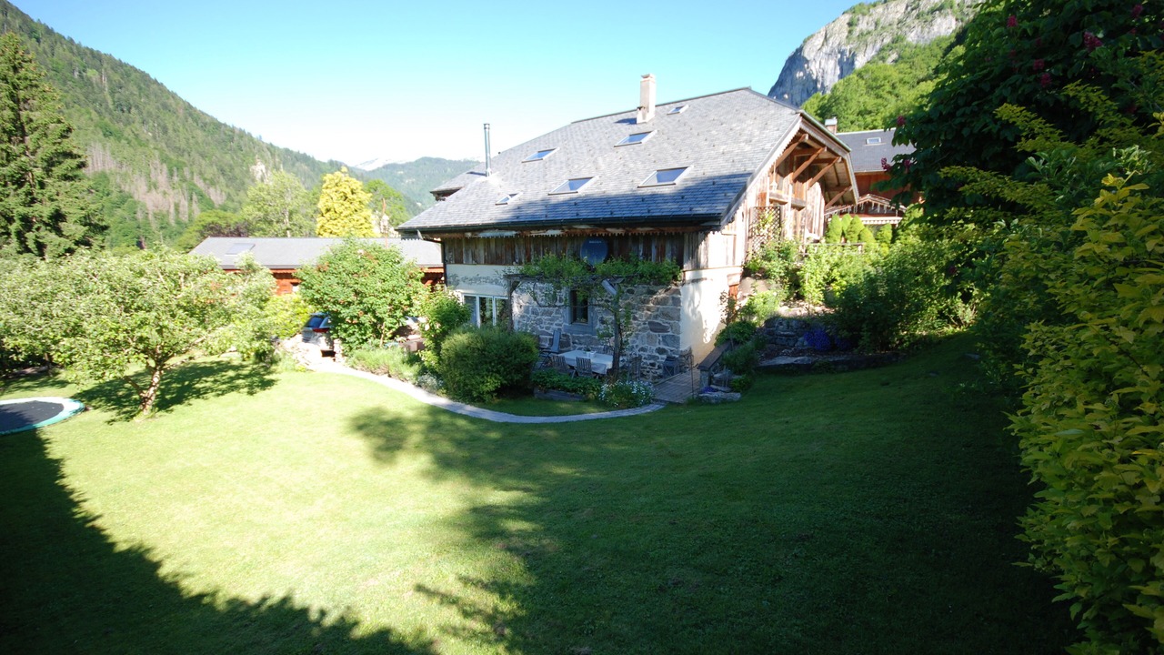 Photo of Outdoor in Saint-Jean-dʼAulps