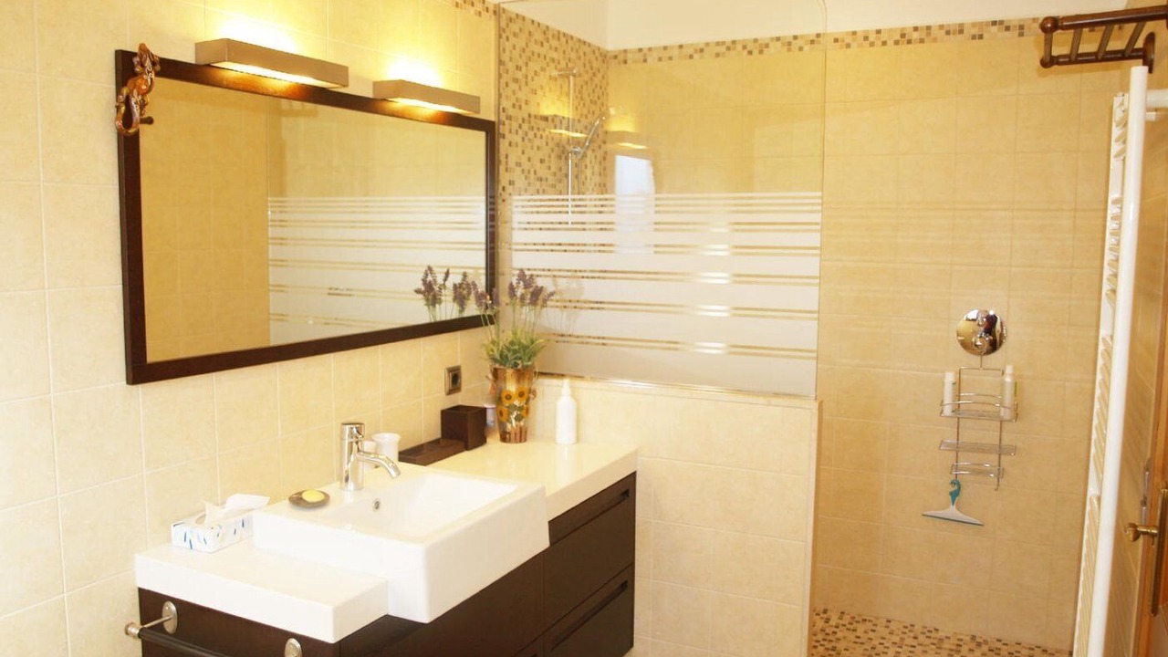 Photo of Bathroom in Prullans