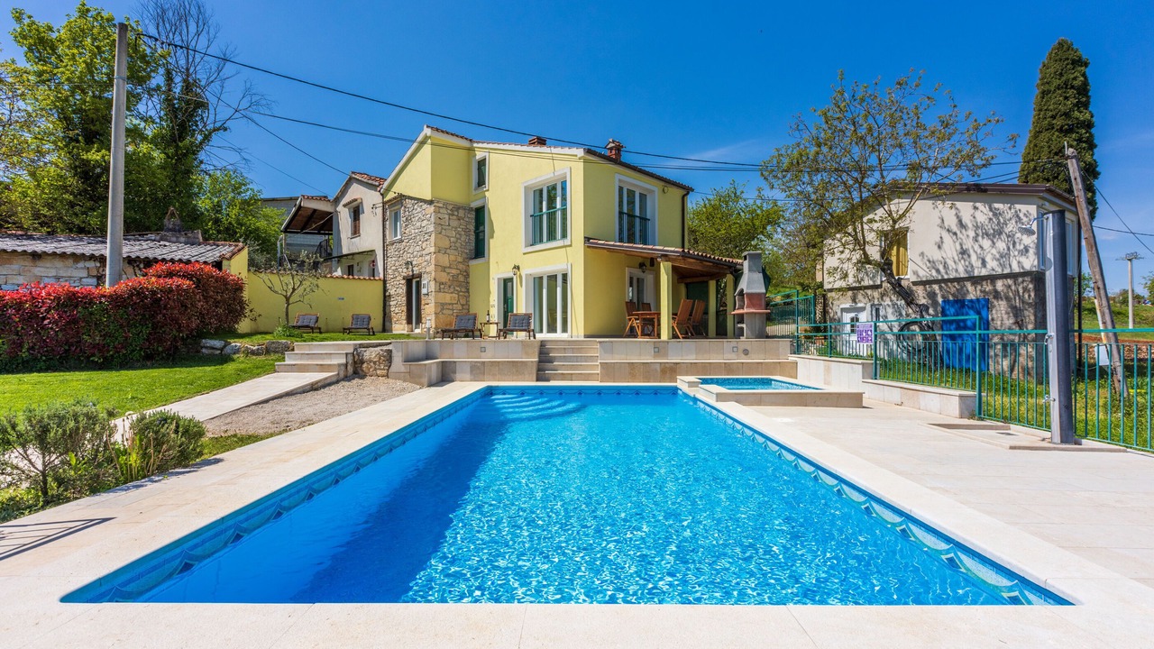 Photo of Outdoor in Rakotule