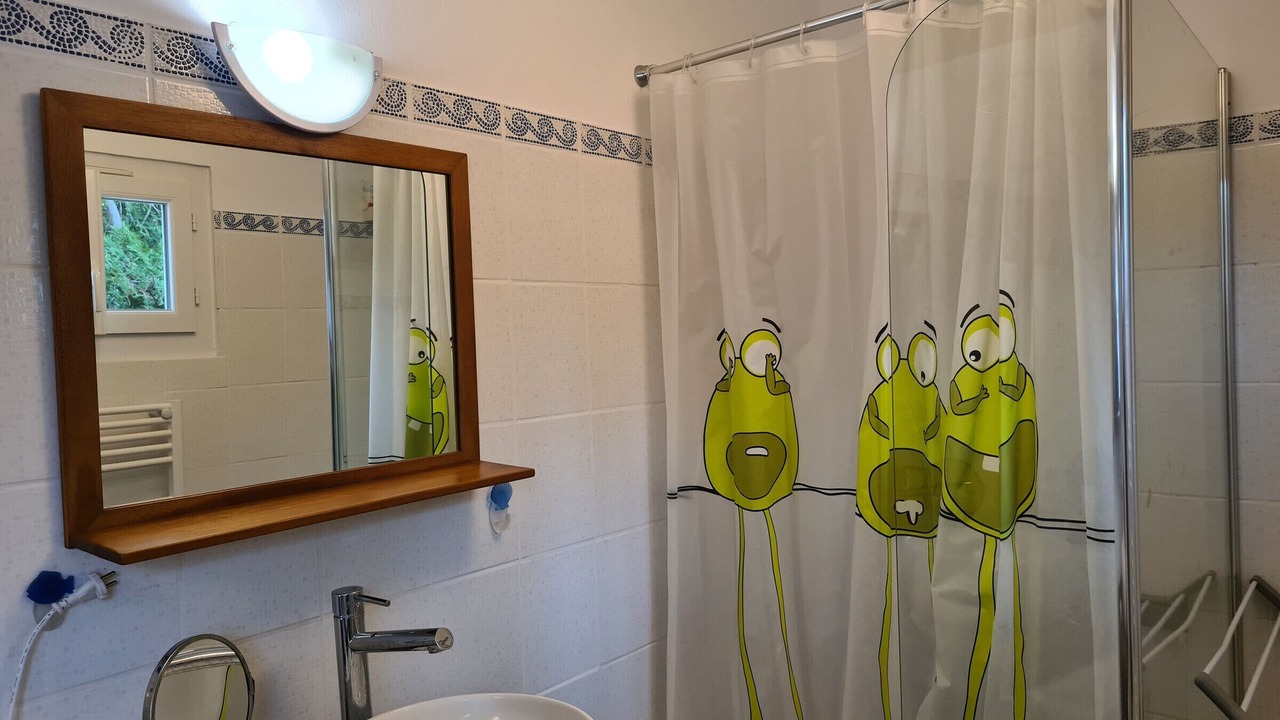 Photo of Bathroom in Pouligny-Saint-Pierre