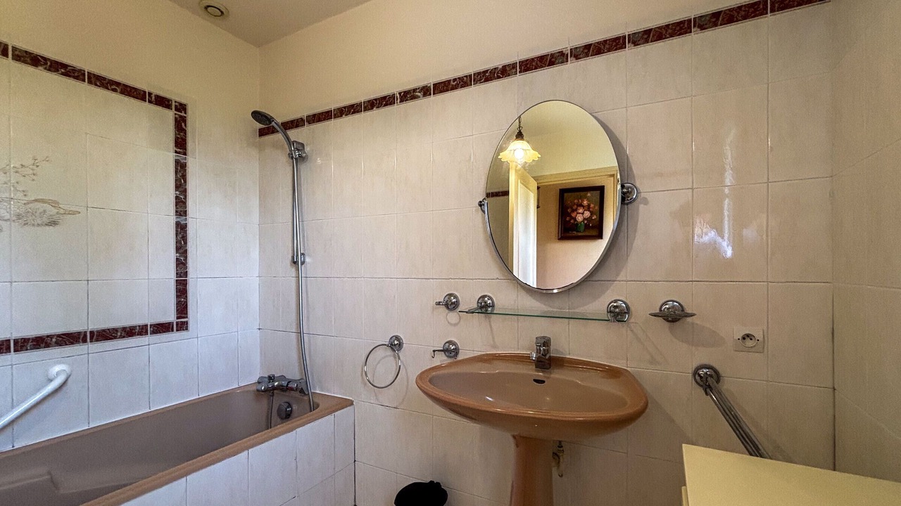 Photo of Bathroom in Faverolles