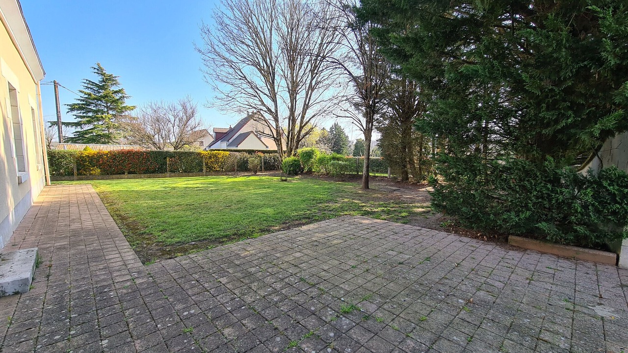 Photo of Outdoor in Faverolles