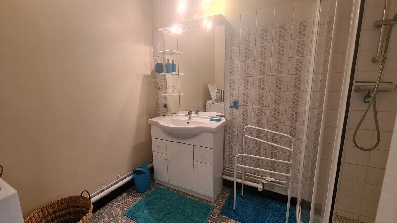 Photo of Bathroom in Chateauroux