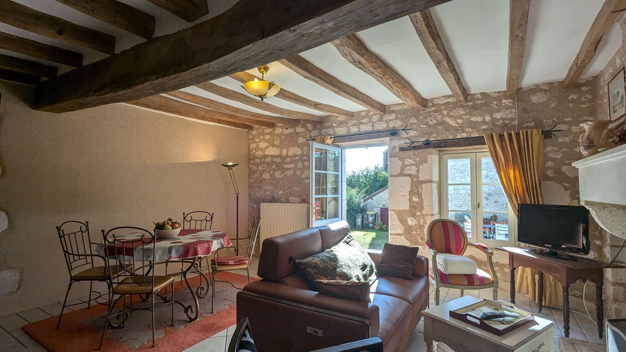 Photo of Livingroom in Saint-Aigny