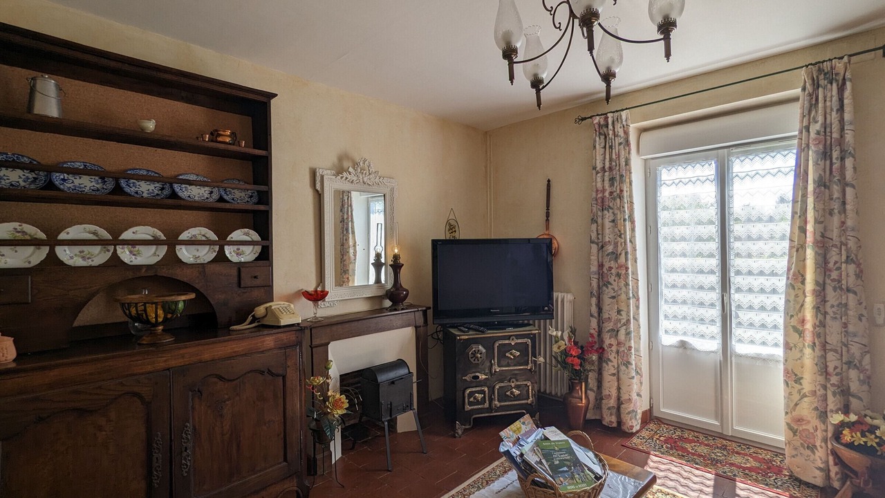 Photo of Livingroom in Preaux