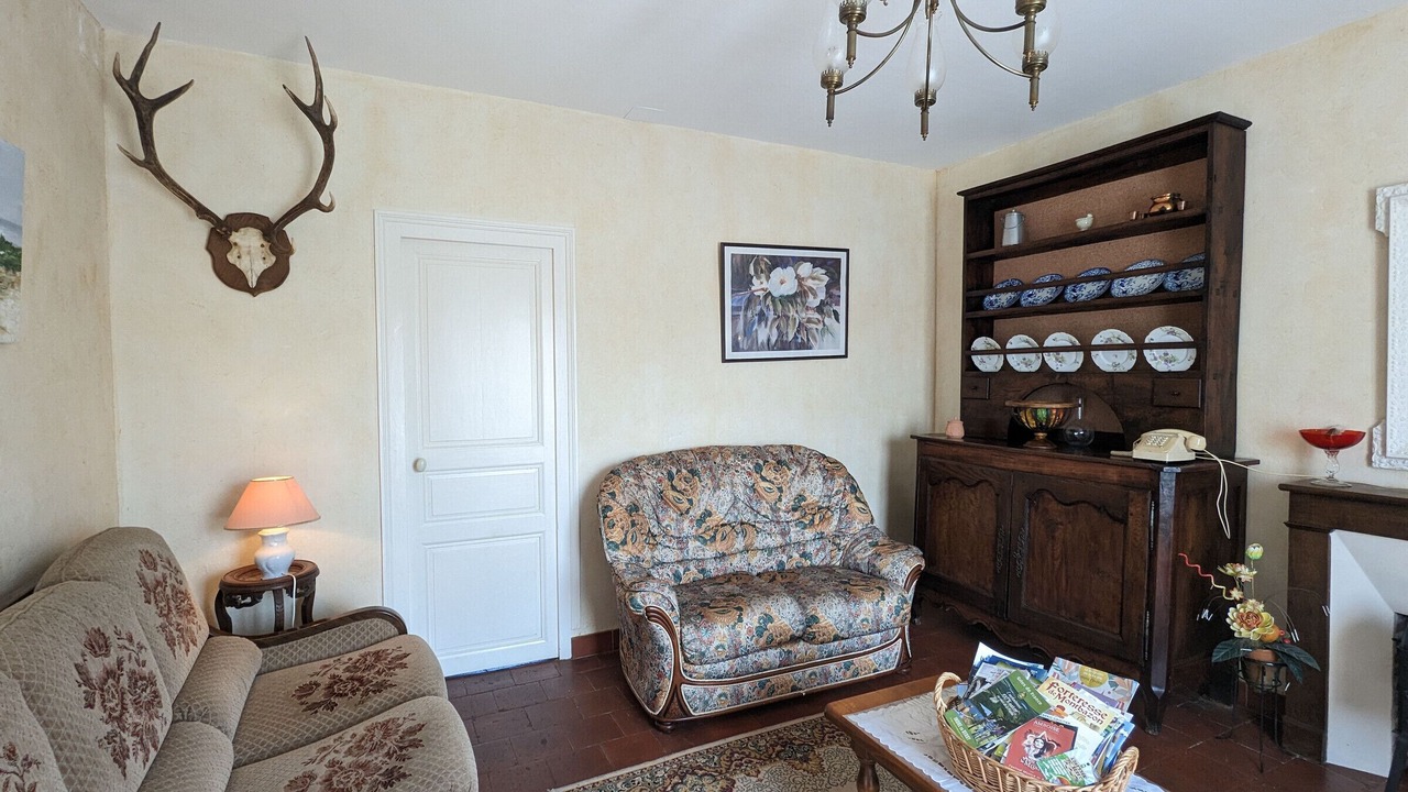 Photo of Livingroom in Preaux