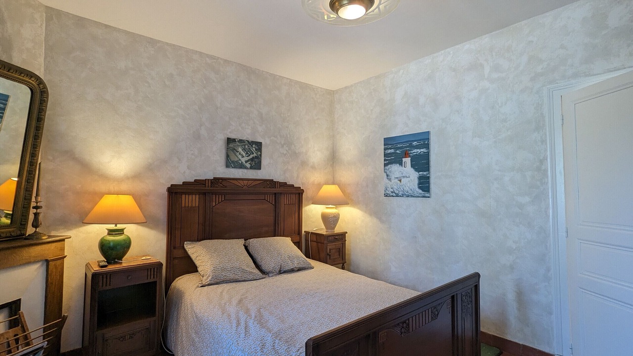 Photo of Bedroom in Preaux