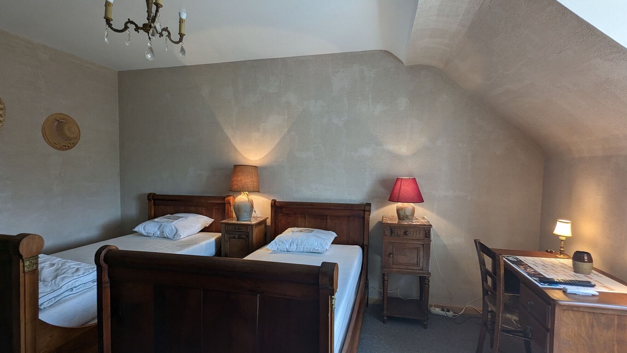 Photo of Bedroom in Preaux