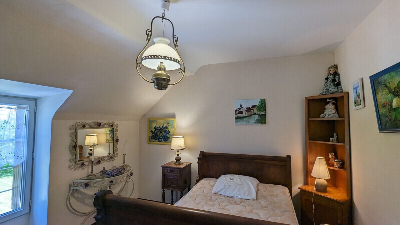 Photo of Bedroom in Preaux