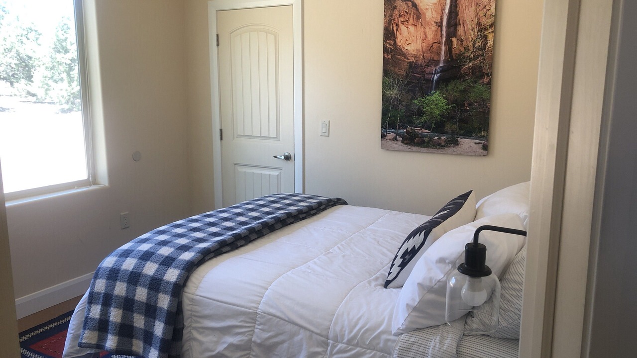 Photo of Bedroom in Apple Valley