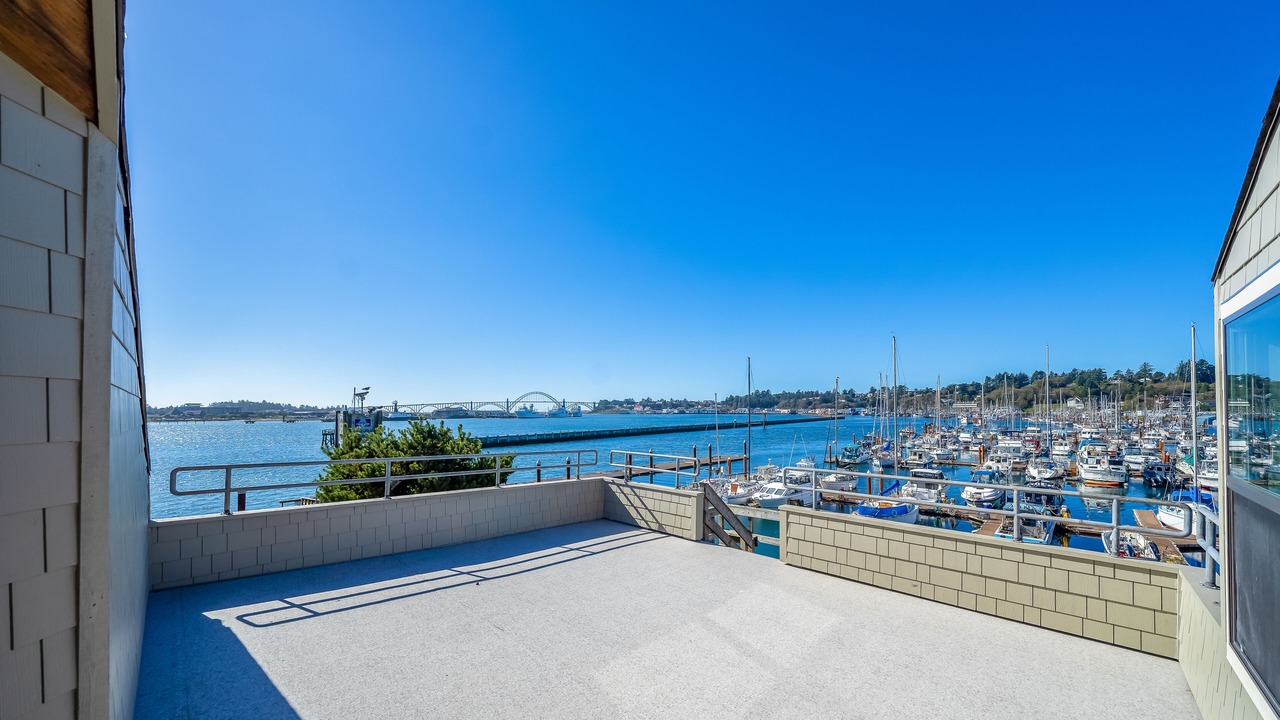 Photo of Patio Balcony in Historic Bayfront