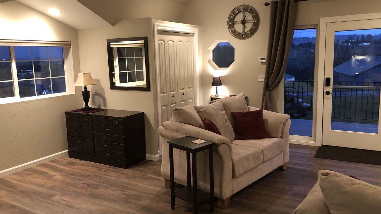 Photo of Livingroom in Sherwood