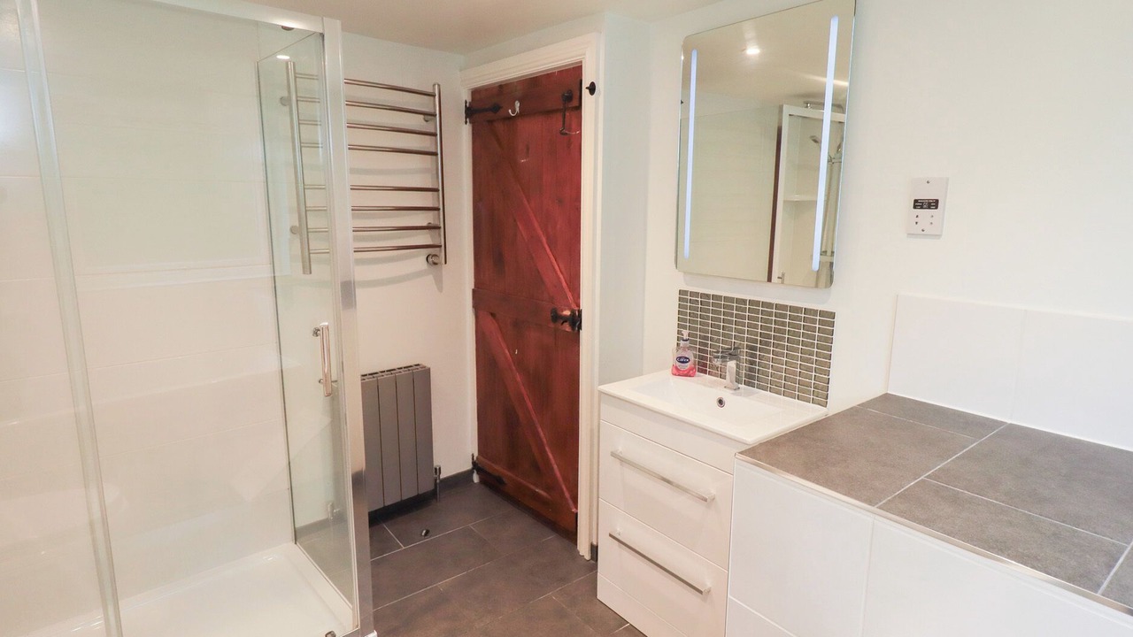 Photo of Bathroom in Threlkeld