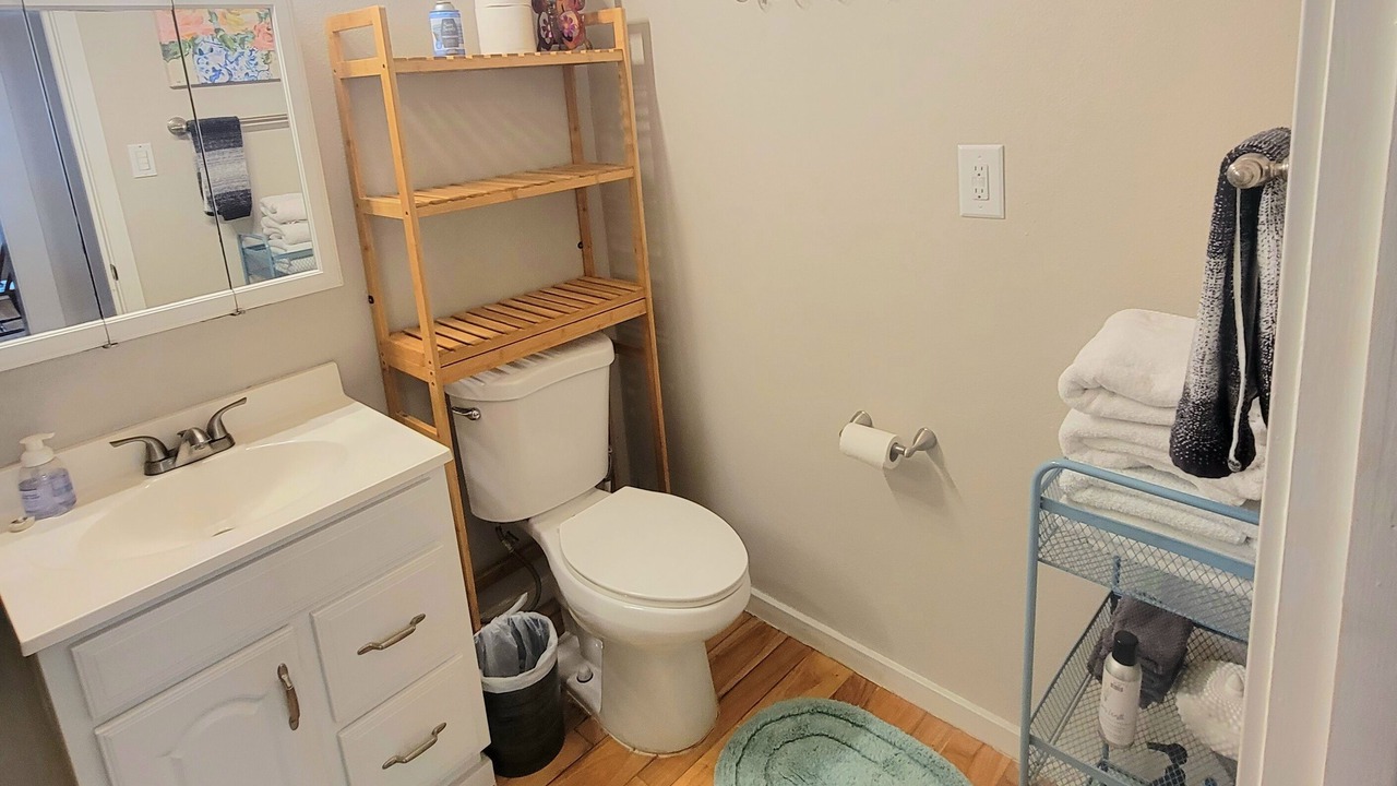 Photo of Bathroom in Roseburg