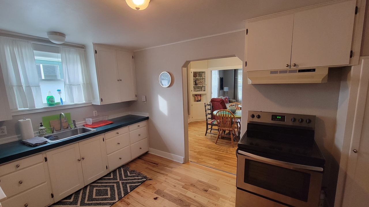 Photo of Kitchen in Roseburg