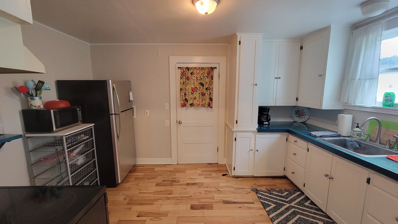 Photo of Kitchen in Roseburg