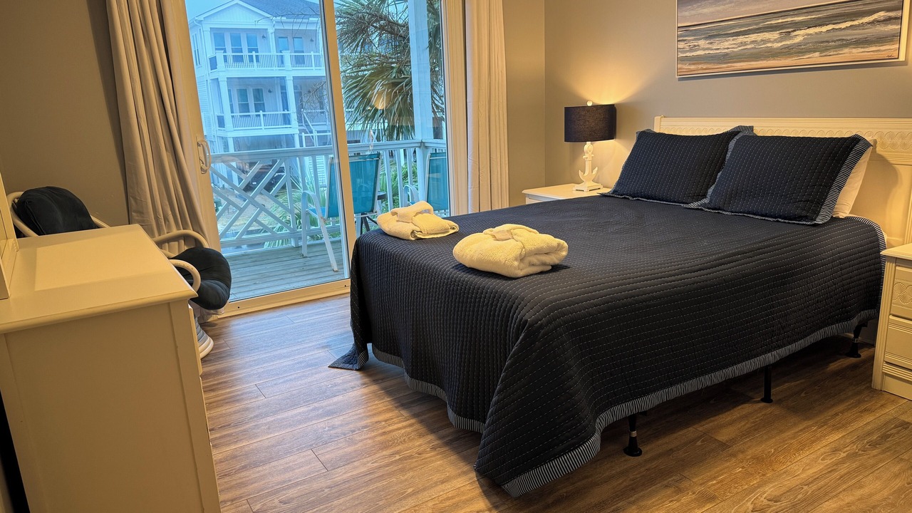 Photo of Bedroom in Ocean Isle Beach
