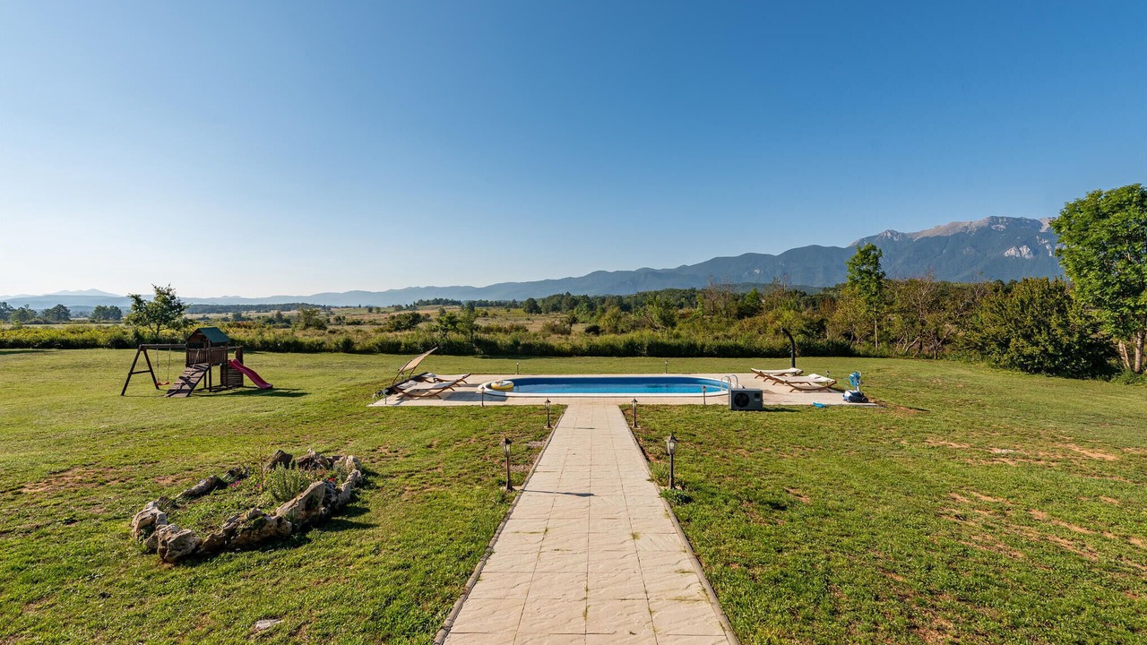 Photo of Outdoor in Lovinac