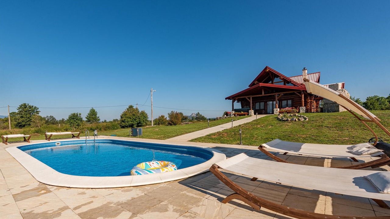 Photo of Outdoor in Lovinac