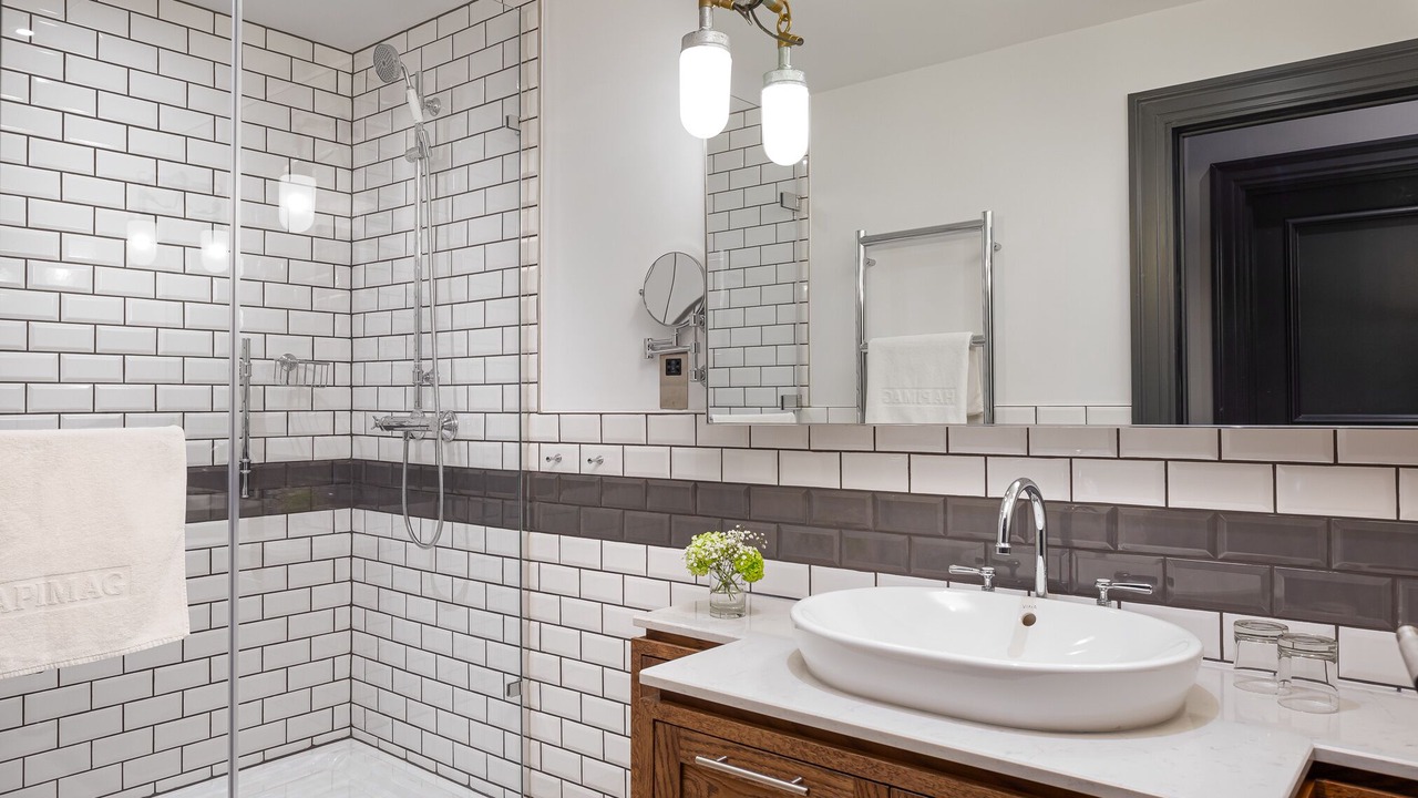 Photo of Bathroom in Bayswater