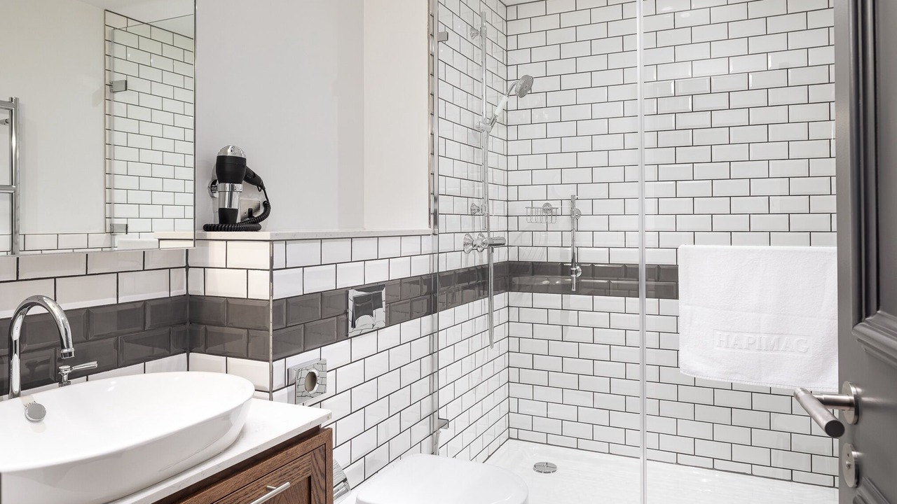 Photo of Bathroom in Bayswater