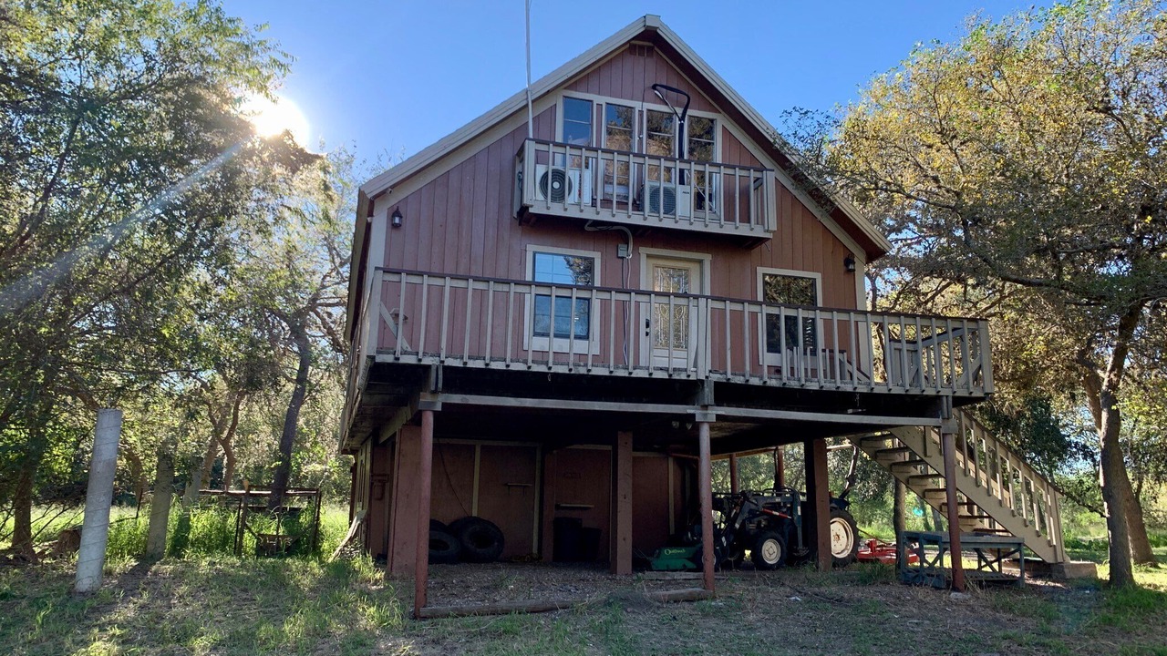 Photo of Outdoor in Mathis