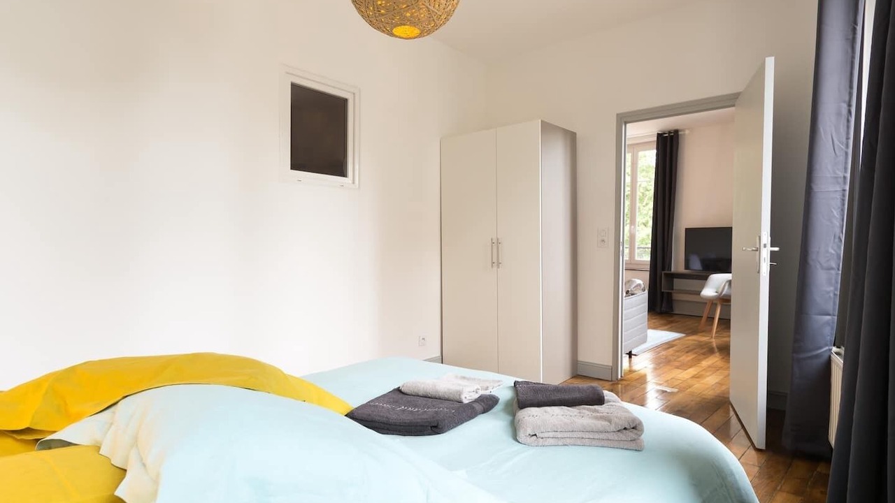 Photo of Bedroom in Charleville-Mezieres